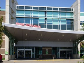The front entrance of Red Deer Regional Hospital.