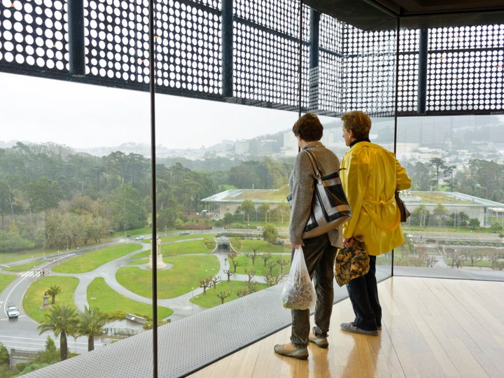  Visitors enjoy views of Golden Gate Park from de Young’s Hamon Observation Tower.