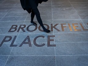 Brookfield Asset Management Inc. has sold its Student Roost portfolio to GIC Pte. and Greystar Real Estate Partners.