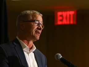 UCP-Führungskandidat Travis Toews spricht am Donnerstag, den 8. September 2022, im Westin Hotel in Calgary.