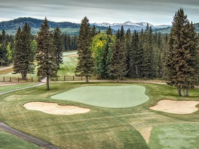 FOTO DE ARCHIVO: Redwood Meadows, al oeste de Calgary, en 2022.