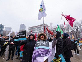 Hundreds of Alberta workers took part in a rally held by the Alberta Federation of Labor (AFL) outside Calgary City Hall on Friday, April 21st.