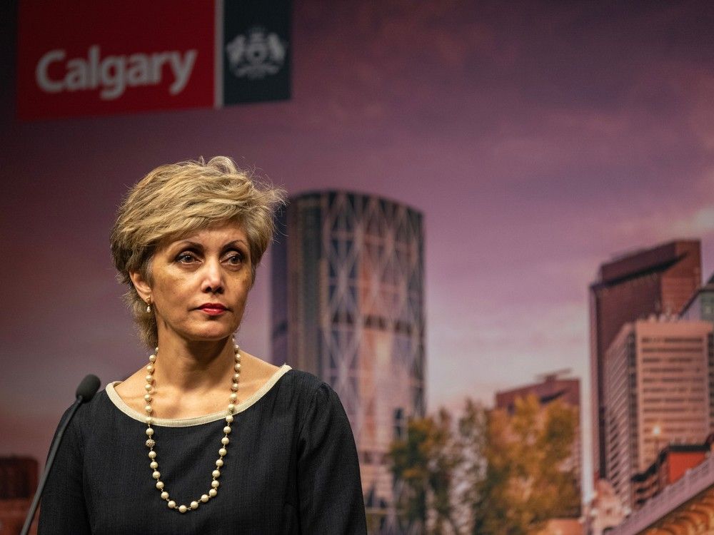 Approval ratings remain low for Calgary Mayor Jyoti Gondek and council