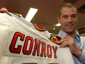 Craig Conroy was all smiles after it was announced he was traded back to the Flames from the LA Kings in 2007.