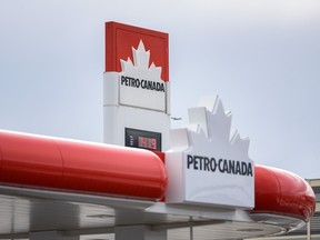 Petri-Canada gas station