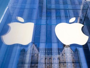 Apple Inc. is on the verge of becoming the first company to ever close with a market value of US$3 trillion.