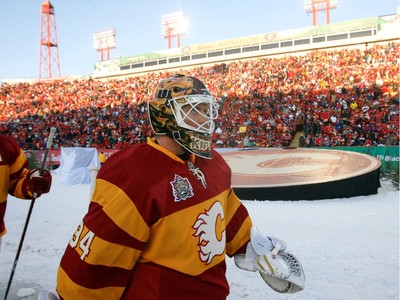 Flames burn Canadiens in frigid outdoor hockey game