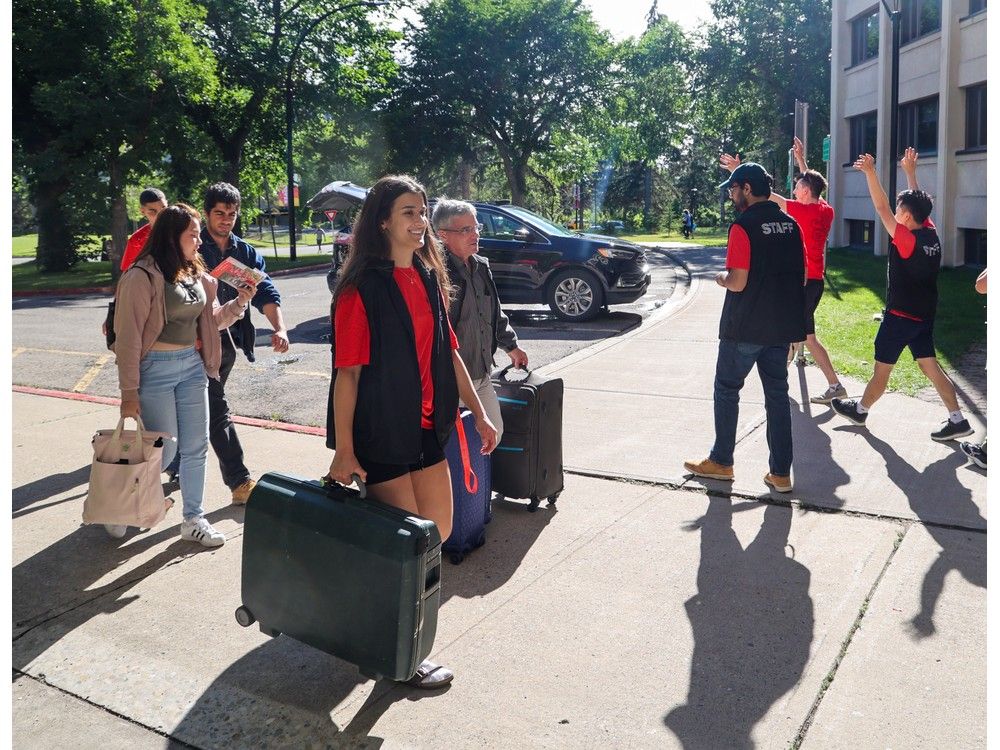 Helping teens transition to postsecondary life Peace River Record