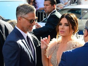 Photo of Bryan Randall and Sandra Bullock. The two first met in 2015.