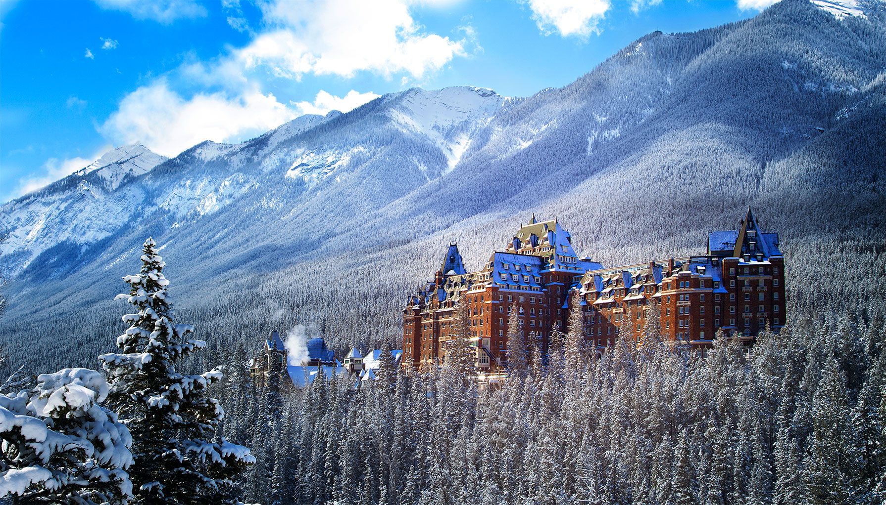 8 BEST Places to Visit in Alberta in Winter (2024 Guide)