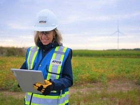 n ATCO employee at a wind power project that is jointly-owned with the Aamjiwnaang First Nation and has the capacity to power around 20,000 homes. SUPPLIED