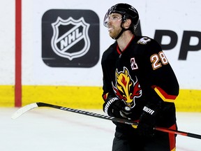 Elias Lindholm
