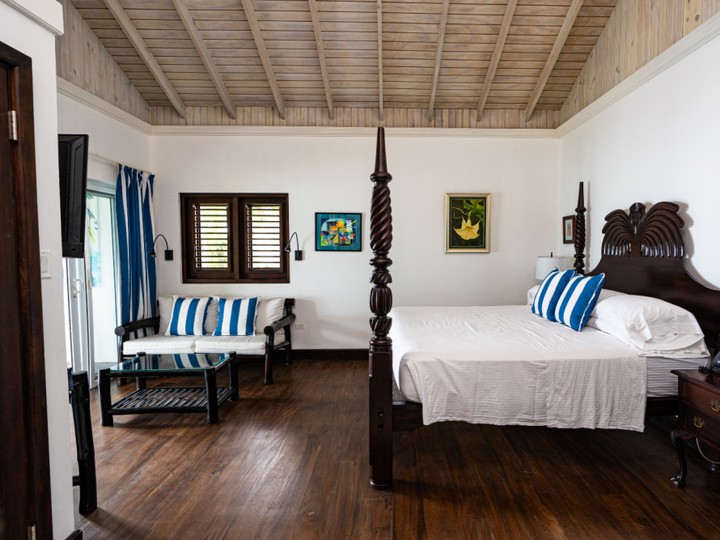  The suites are newly built bungalows for couples looking for affordable luxury.