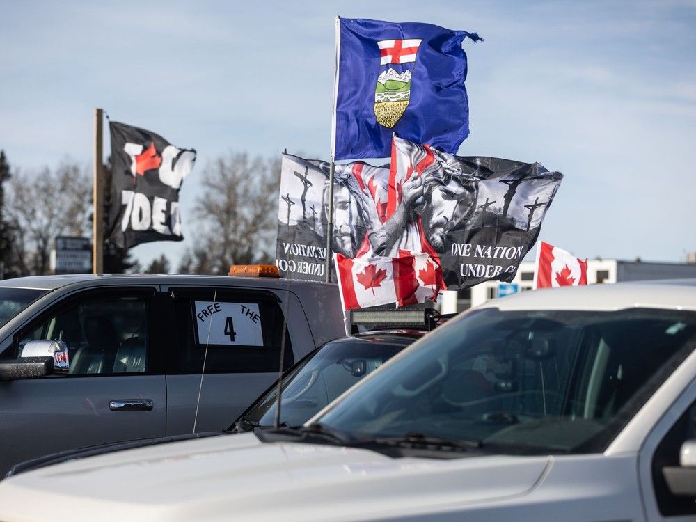 012724-Coutts-Lethbridge_Convoy