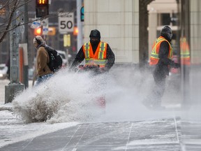 Snow extreme cold warning Calgary