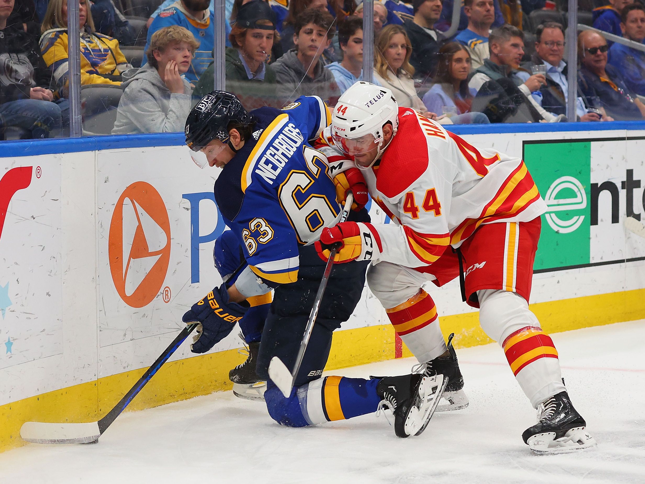 Flames drop fifth-straight game with loss to Blues