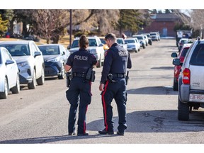 Cops looking Penbrooke