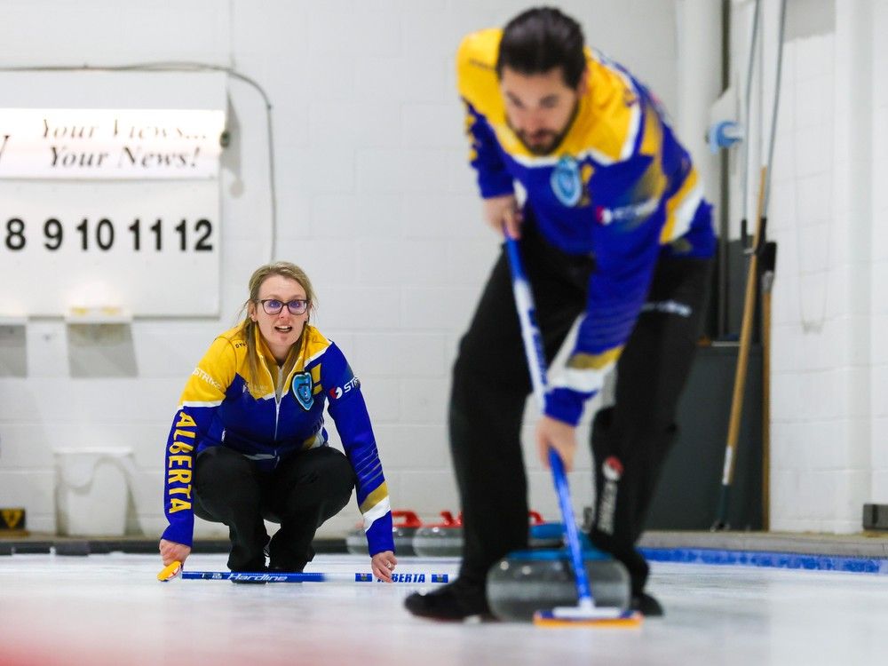 Alberta's Sluchinskis win play-in draw at mixed doubles curling
nationals