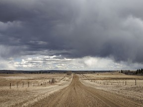Rain coming in east of Elnora, Ab., on Tuesday, April 9, 2024.
