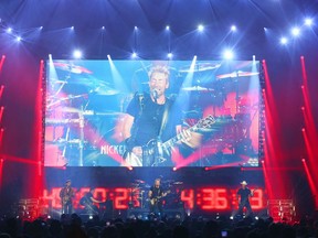 Nickelback met expectations Sunday night, as did the sold-out audience ...