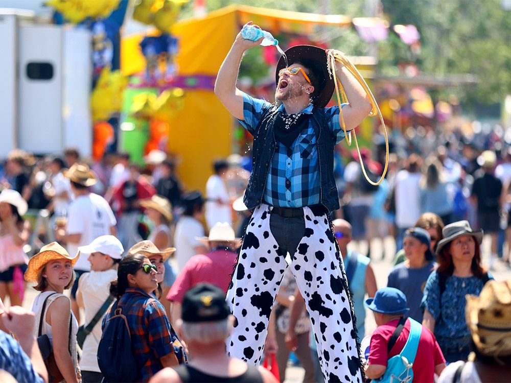 Stampede visitors seek out heat relief as sun sears grounds