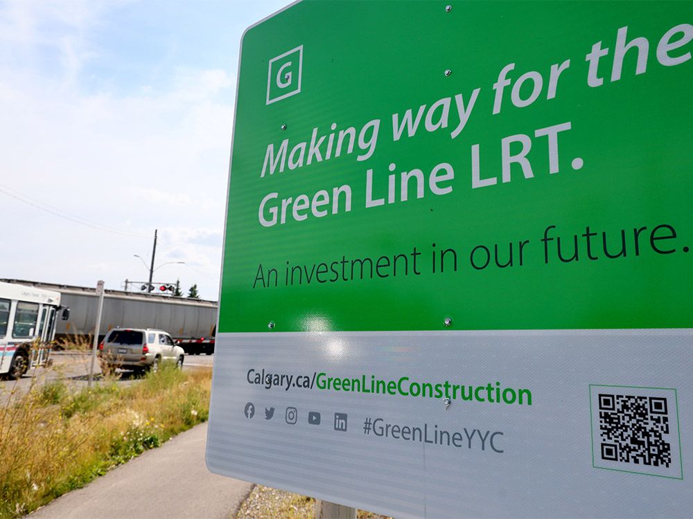 Varcoe: As layoffs begin, collapse of Green Line a 'disastrous
situation' for Calgary construction industry