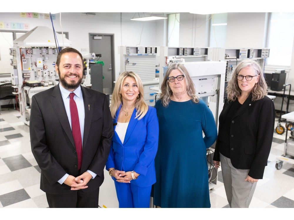 premier danielle smith