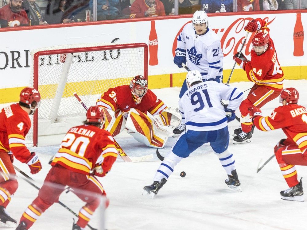 Leafs Secure Big Win as Stolarz Shines in Return