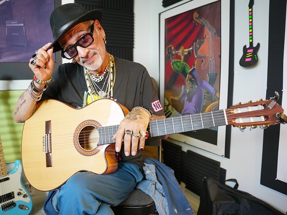 Juno-winning Calgary guitarist Oscar Lopez back in the studio after 'bump in the road'