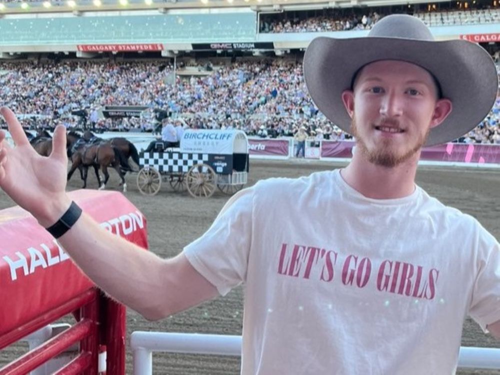 Canadian country music icon Shania Twain approved of Dustin Wolf’s fashion sense at the Calgary Stampede.