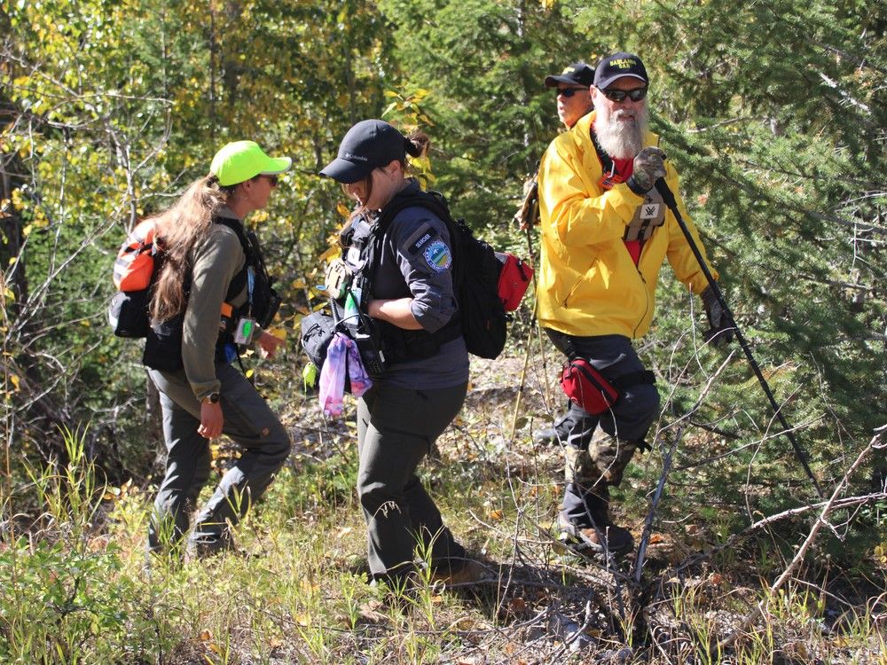  The search for Darius continued in the rugged Crowsnest Pass area.