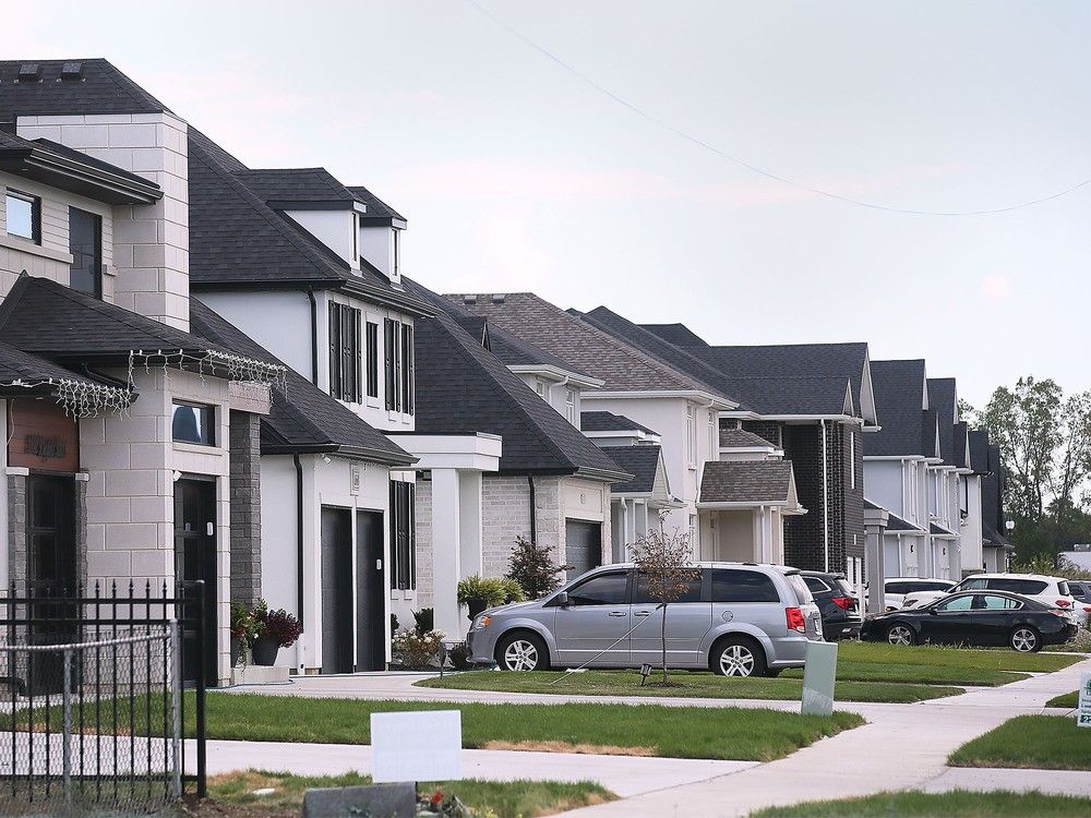 Home resales in Canada reach highest level in August for 2025
