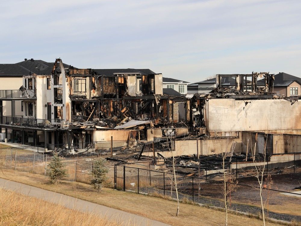 https://smartcdn.gprod.postmedia.digital/calgaryherald/wp-content/uploads/2025/10/house-fire-103125-1_299615776.jpg