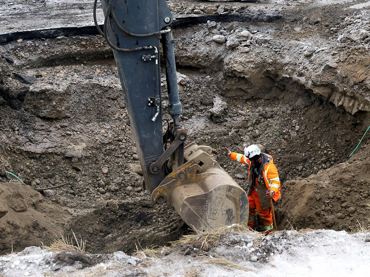 Calgarians could be in for another summer of water conservation following the second rupture of the Bearspaw feeder main on Dec. 30.