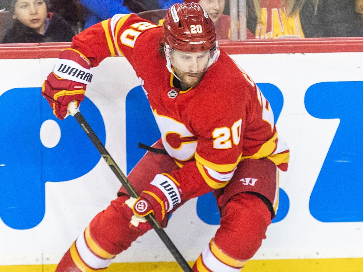 Blake Coleman returns to Flames lineup with trade rumours swirling