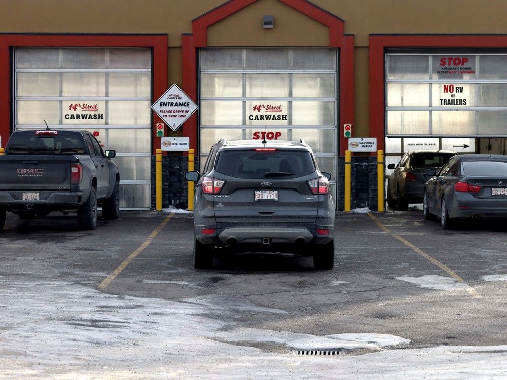 As Calgarians are urged by city officials to cut down on laundry, showers and toilet flushing public pools and car washes remain open.