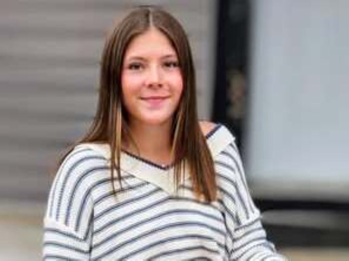 A Calgary teen who survived surgery to repair a hole in her heart as a baby has died.