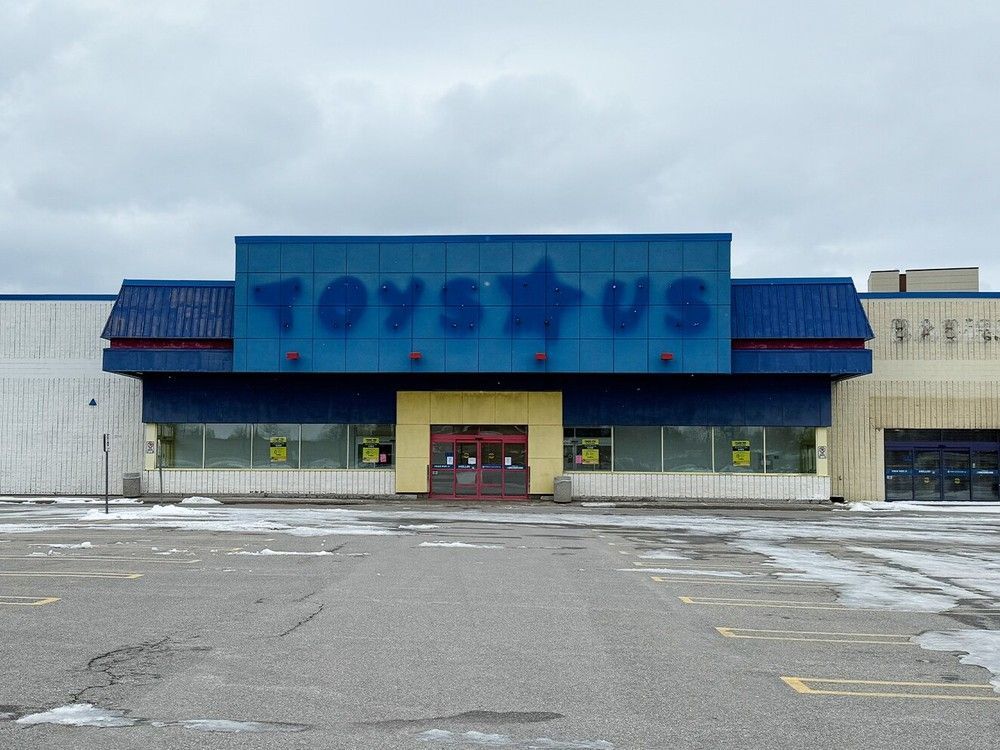 Toys "R" Us Canada closes another 19 stores in two months, leaving just 22 locations