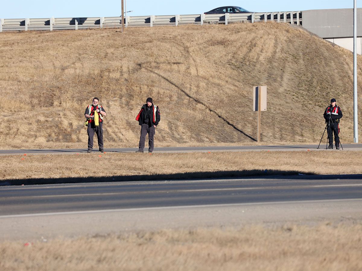 Calgary police investigate fatal motor vehicle collision