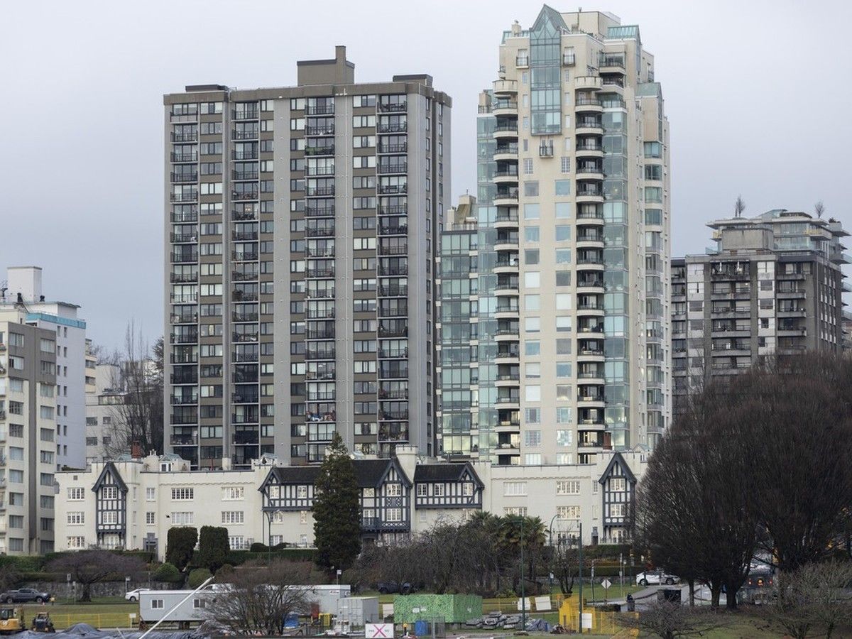 Housing affordability erodes in February in most Canadian markets