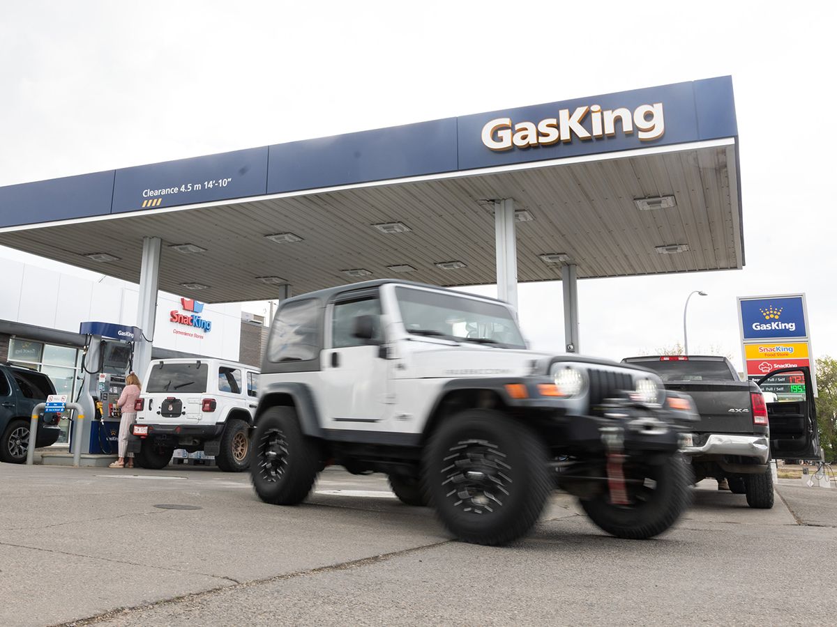 Waiting for payday: How an Alberta gas retailer and its customers cope with global energy crisis