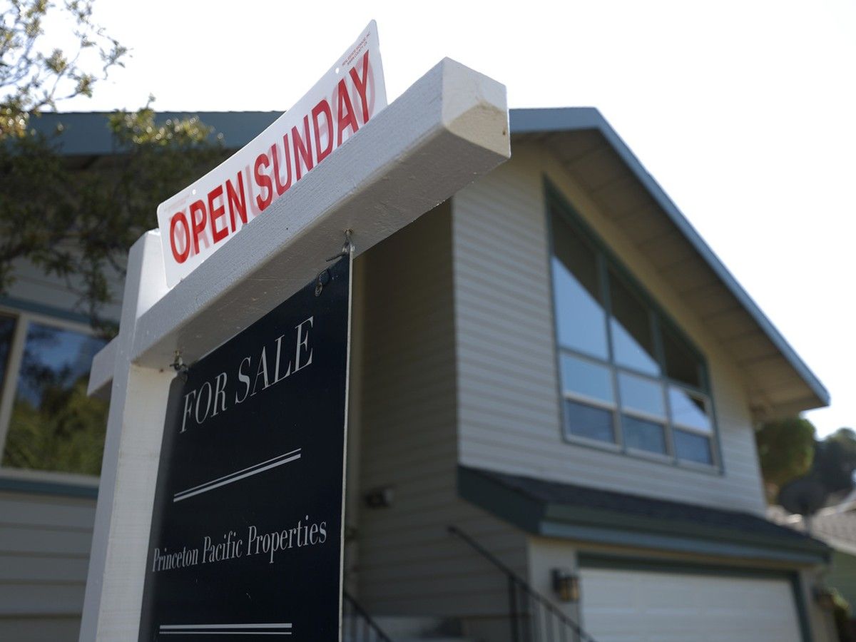 Canada’s real estate thaws in May after slow start to busy season