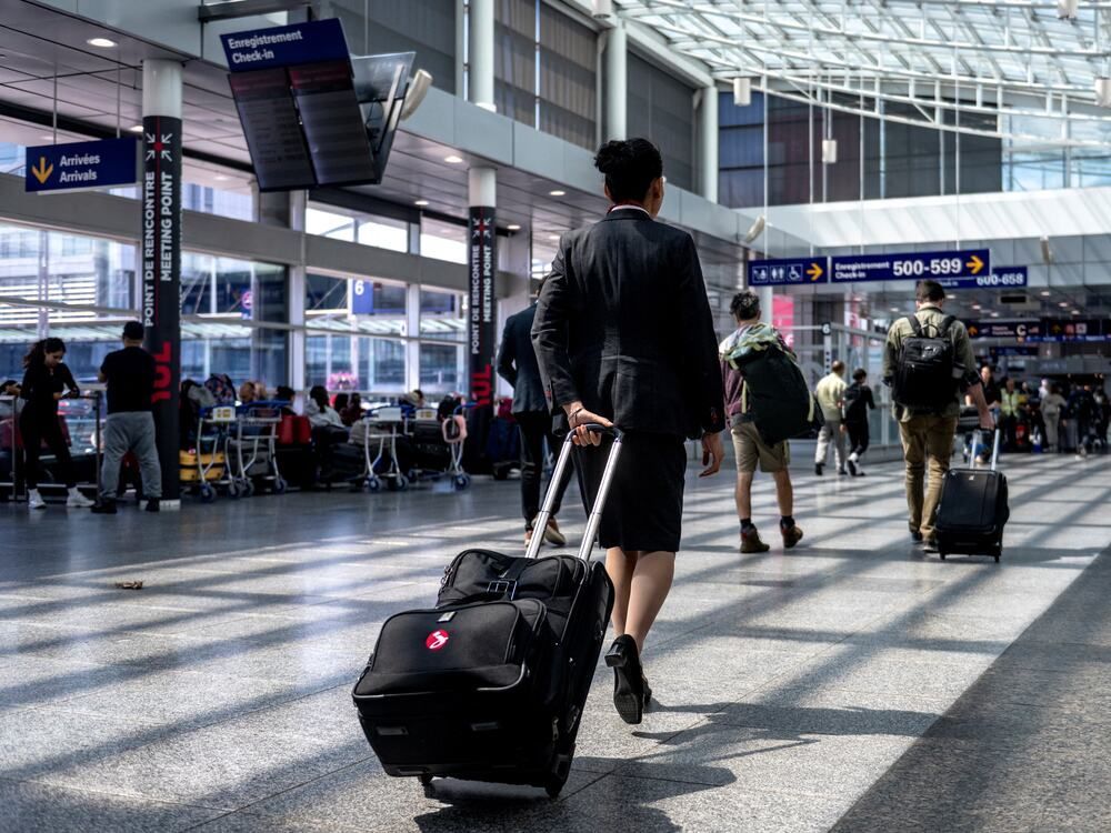 August long weekend travel plans could face disruptions as airline strike threats loom