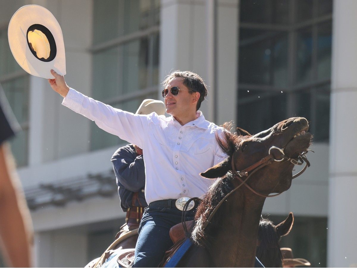 Poilievre urges Canadian unity, affordability, repeal of tanker ban at Conservative Party BBQ during Calgary Stampede