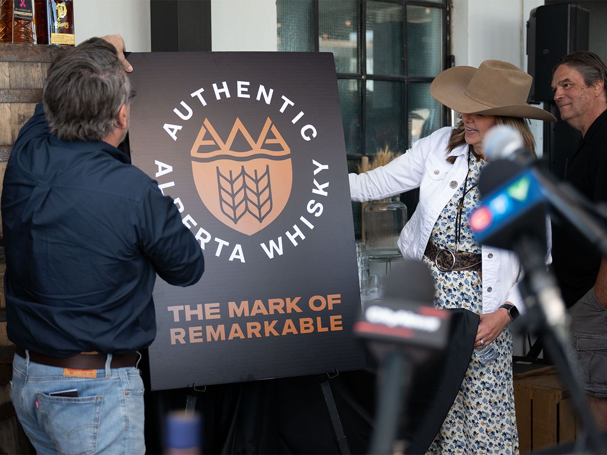 Promoting Alberta whisky, province unveils new logo