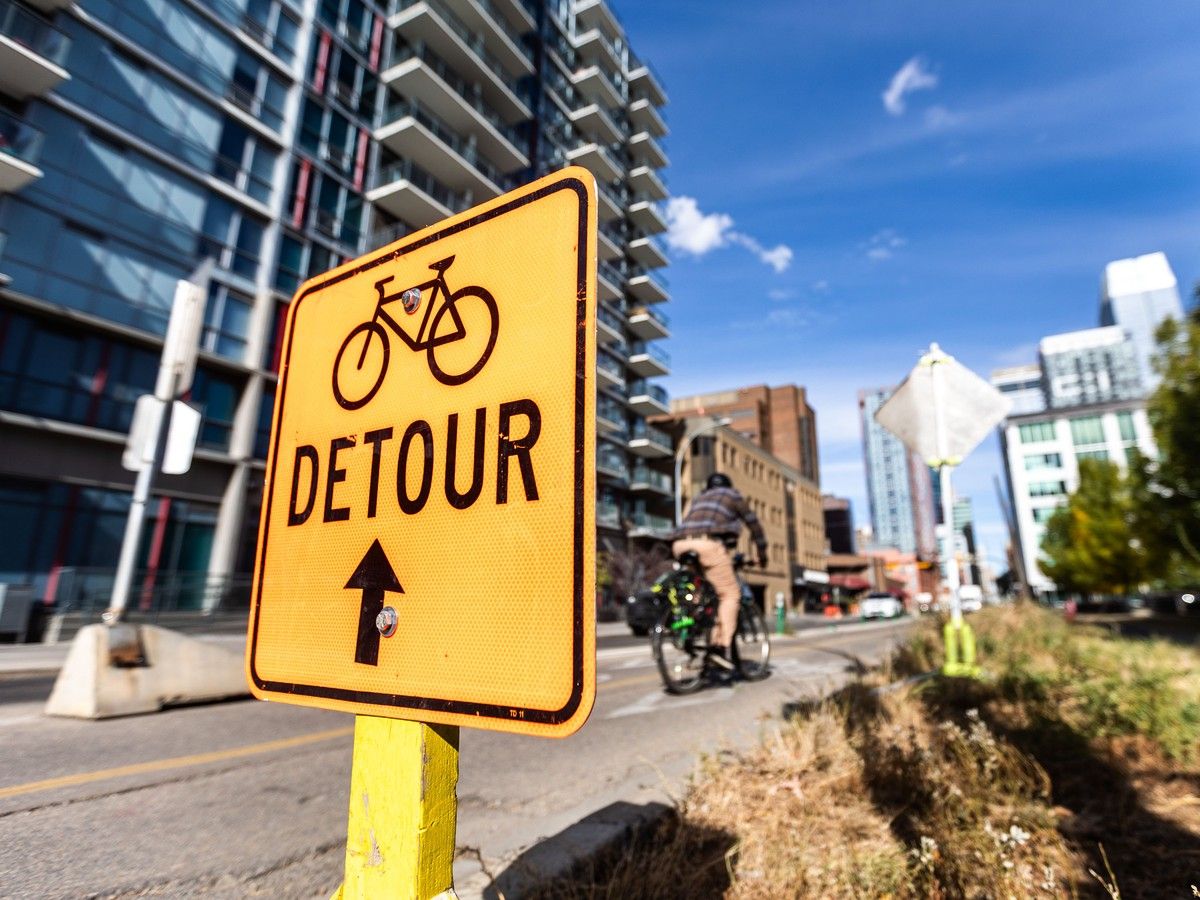 Alberta government plans to bring in a law where cities must justify new bike lanes and existing bike lanes. Big gripe? Low bike lane use