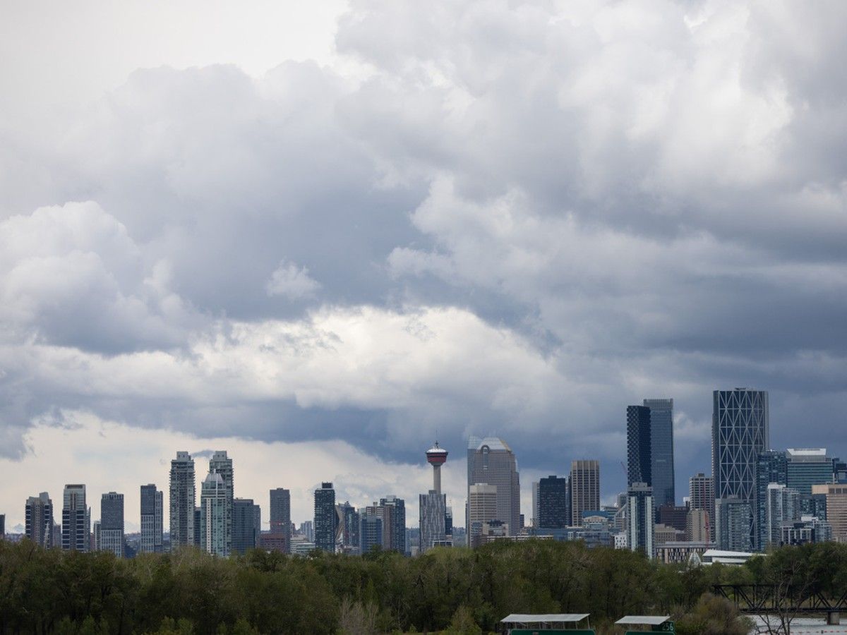 As rhetoric rises in U.S., so do real estate searches