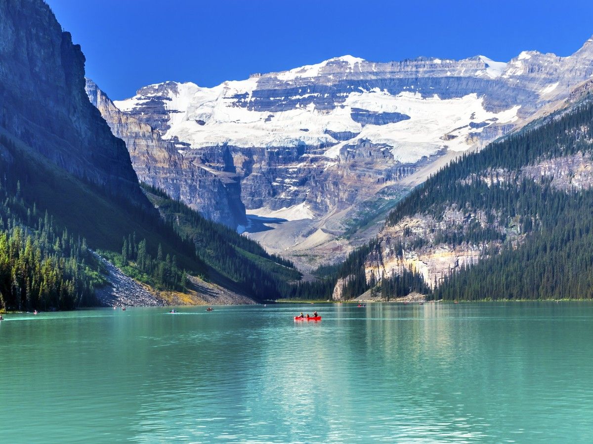 Man with lengthy criminal history fined for illegally renting out canoe that capsized to American family at Lake Louise