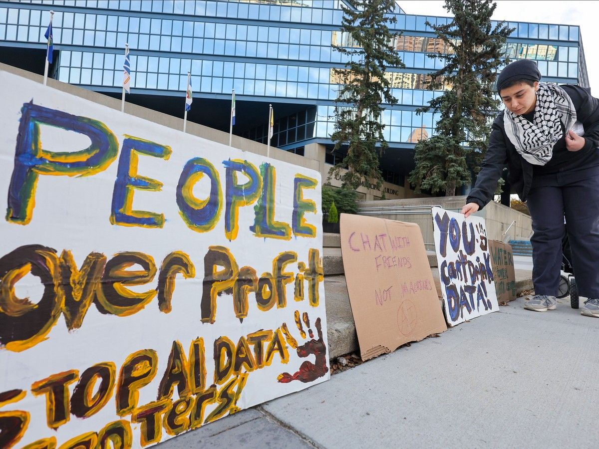 Data protest Main