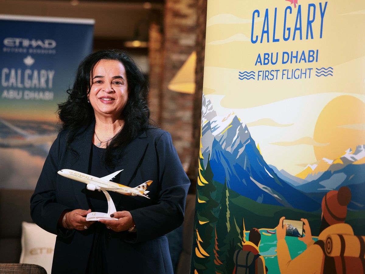 Federal travel warning hangs over Etihad's first flight linking UAE to Western Canada